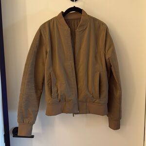 Reversible Lululemon bomber jacket size 6 /water resistant